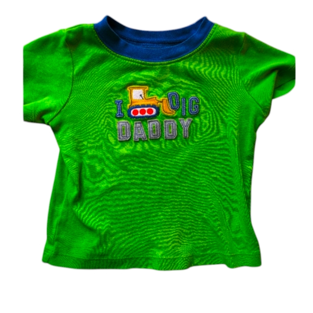 👉10/10$ T-shirt 18M